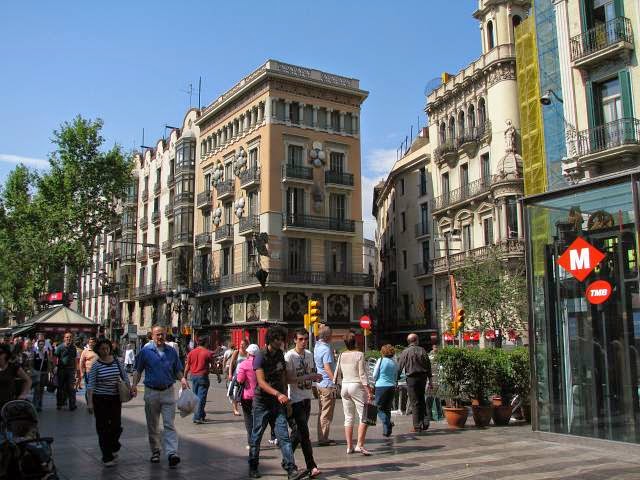Las Ramblas, Barcelona Pickpockets, Barcelona Blog border=