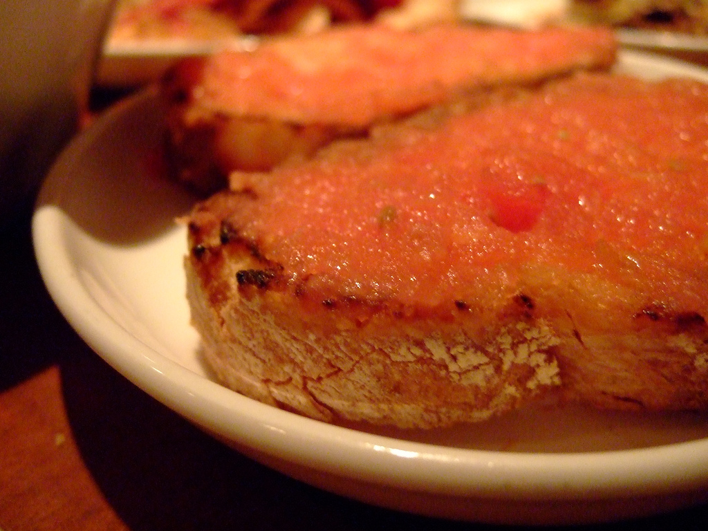 Pan con tomate, Barcelona Food for Cruisers, Barcelona Blog